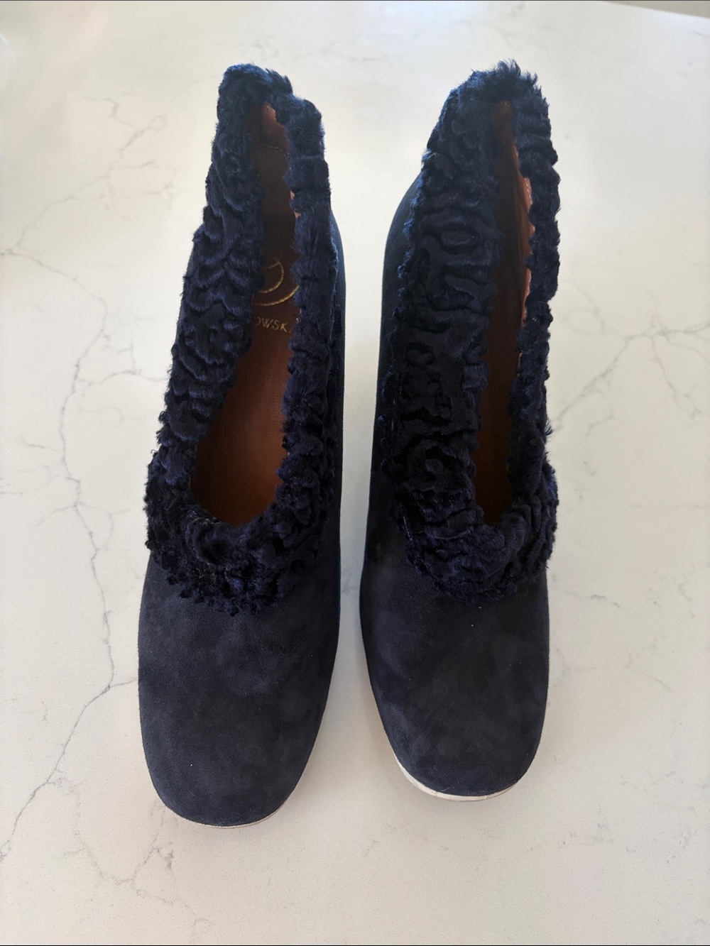 Classic shoes by baldoesky